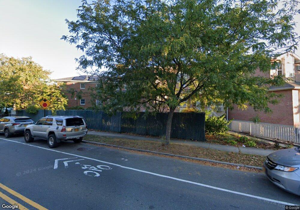 18815 Underhill Ave, Fresh Meadows, NY 11365 - photo 1