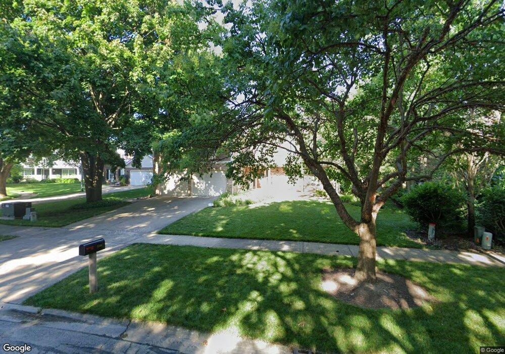 1508 Maple Knoll Ct, Naperville, IL 60563 - photo 1