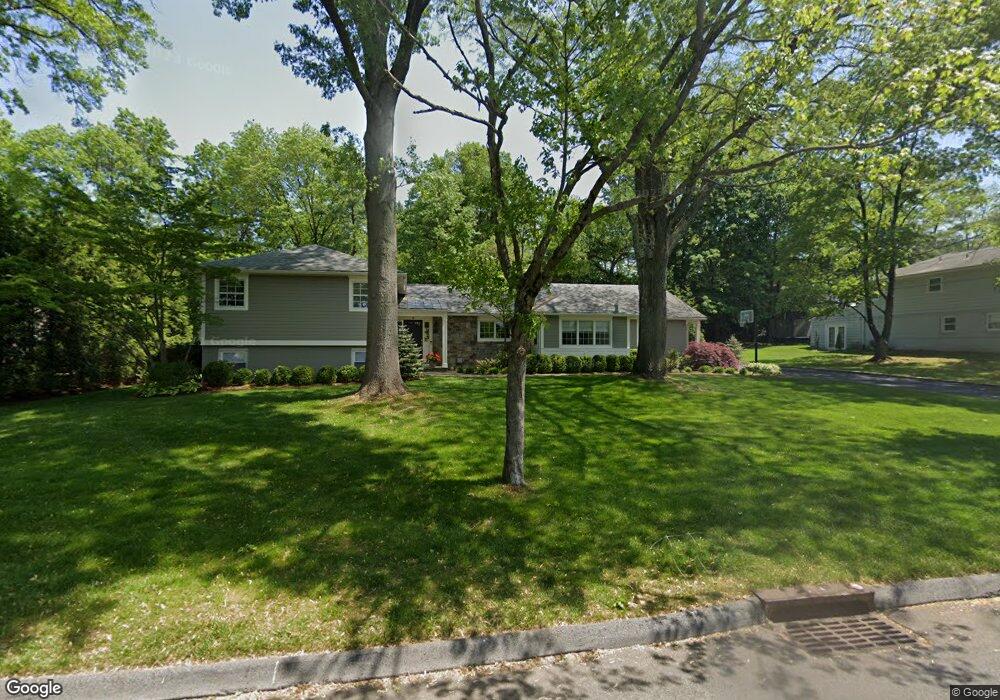 15 Sleepy Hollow Rd, Rye Brook, NY 10573 - photo 1