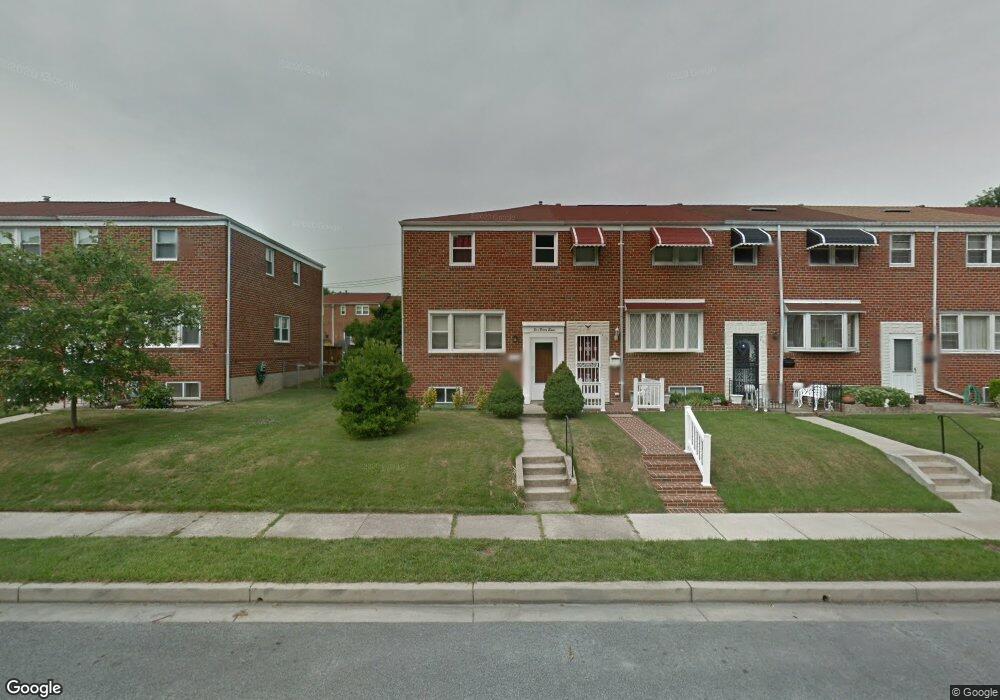 930 Circle Dr, Halethorpe, MD 21227 - photo 1