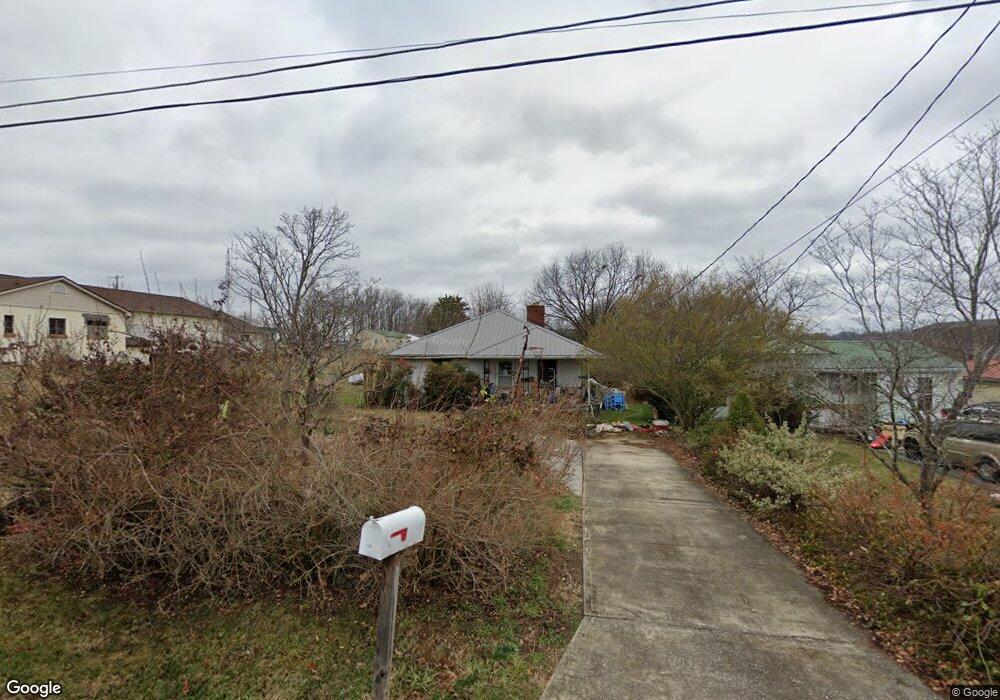 140 Kathy St, Johnson City, TN 37601 - photo 1