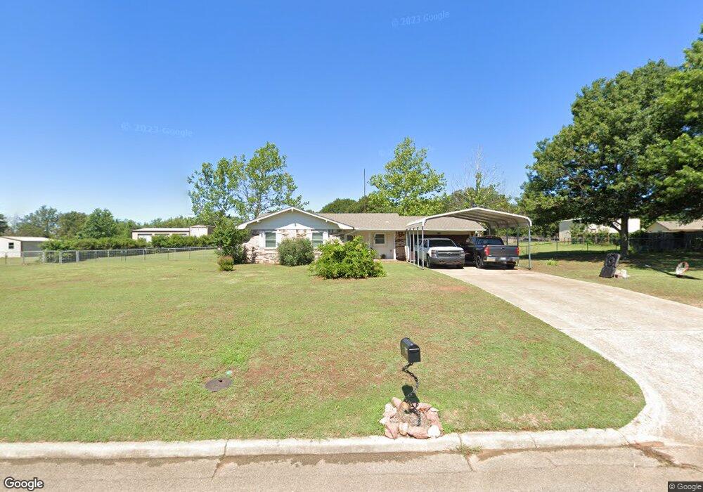 5565 Quail Dr, Duncan, OK 73533 - photo 1