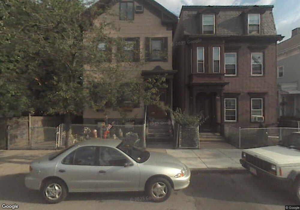 561R E 5th St, Boston, MA 02127 - photo 1