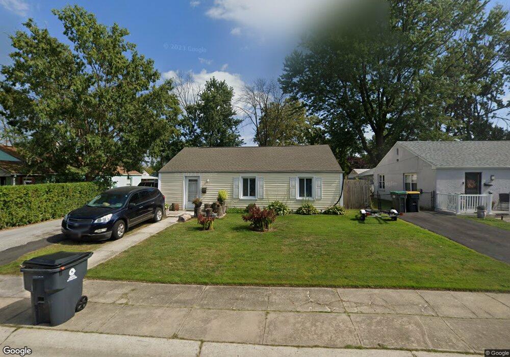 422 Martin Dr, New Castle, DE 19720 - photo 1