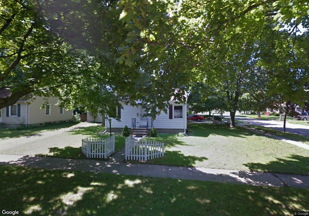 937 Durant St, Lansing, MI 48915 - photo 1