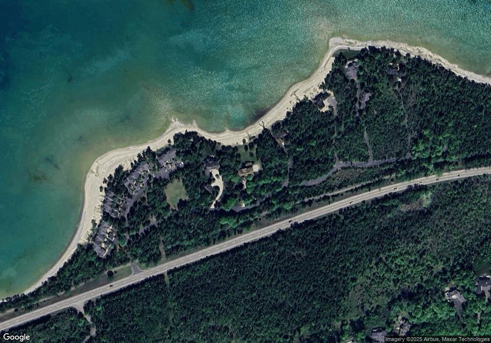 8085 Deerpath Dr, Charlevoix, MI 49720 - photo 1