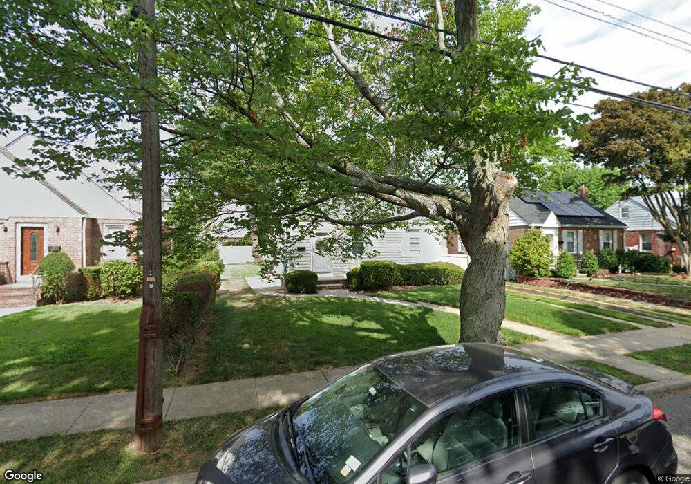 146 Fendale St, Franklin Square, NY 11010 - photo 1