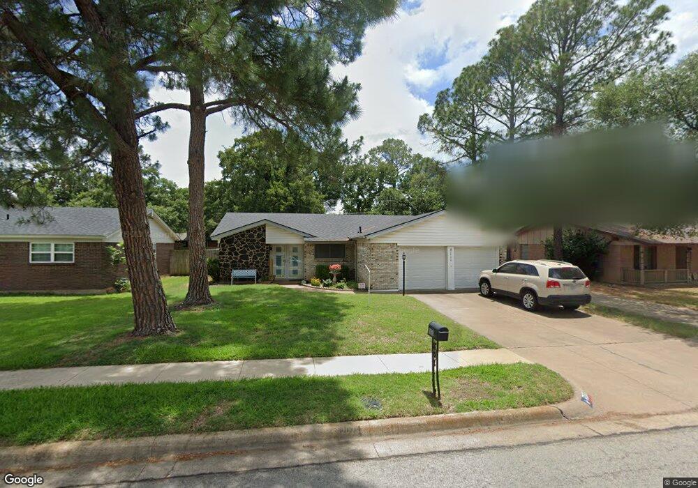 2020 Lexington Place, Bedford, TX 76022 - photo 1