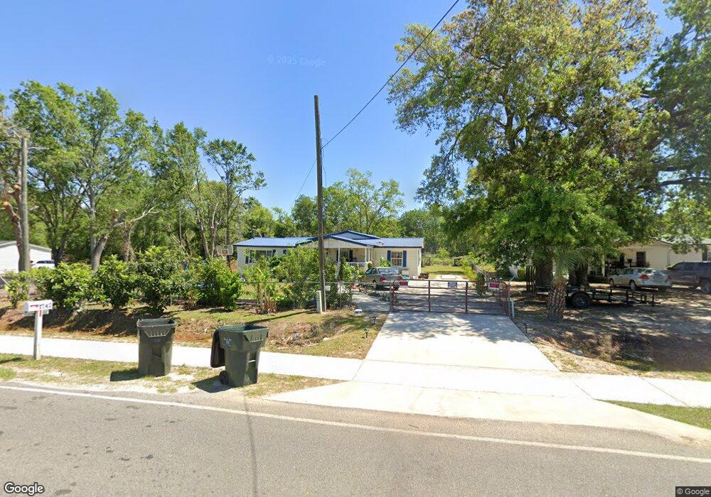 1742 Gaskin Ave S, Douglas, GA 31535 - photo 1