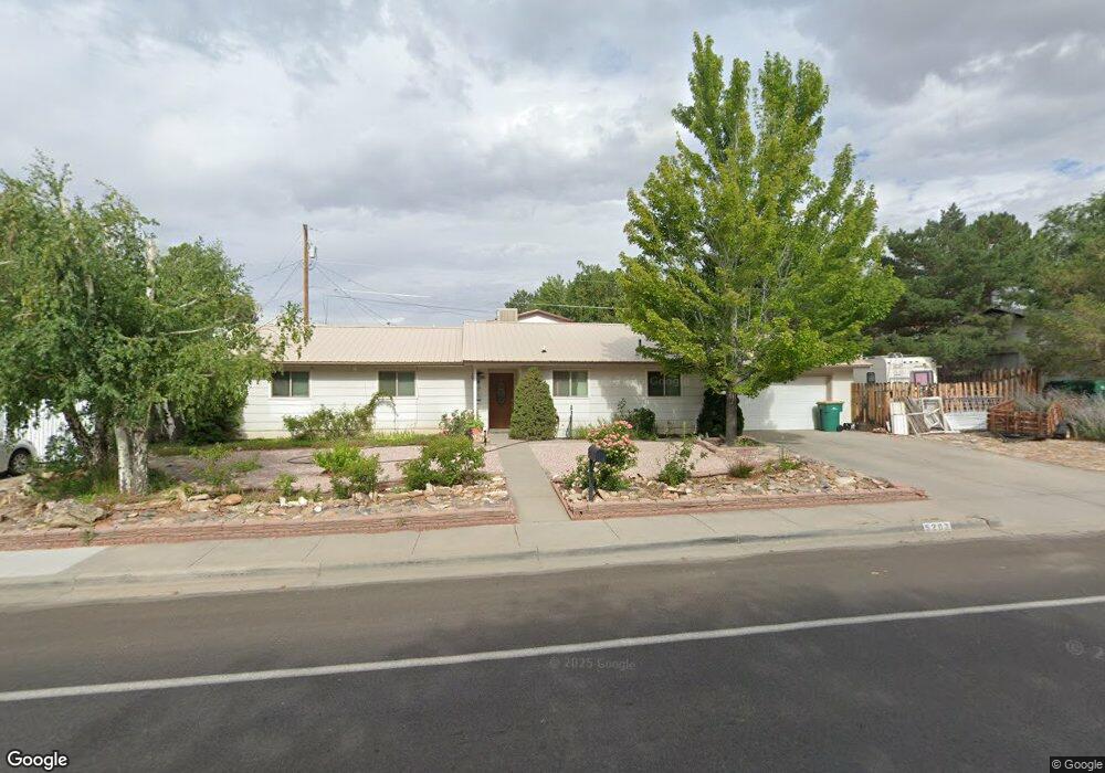 5203 Villa View Dr, Farmington, NM 87402 - photo 1