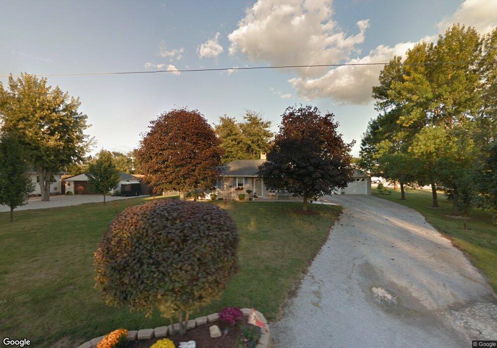 5583 S 100 W, Fountaintown, IN 46130 - photo 1