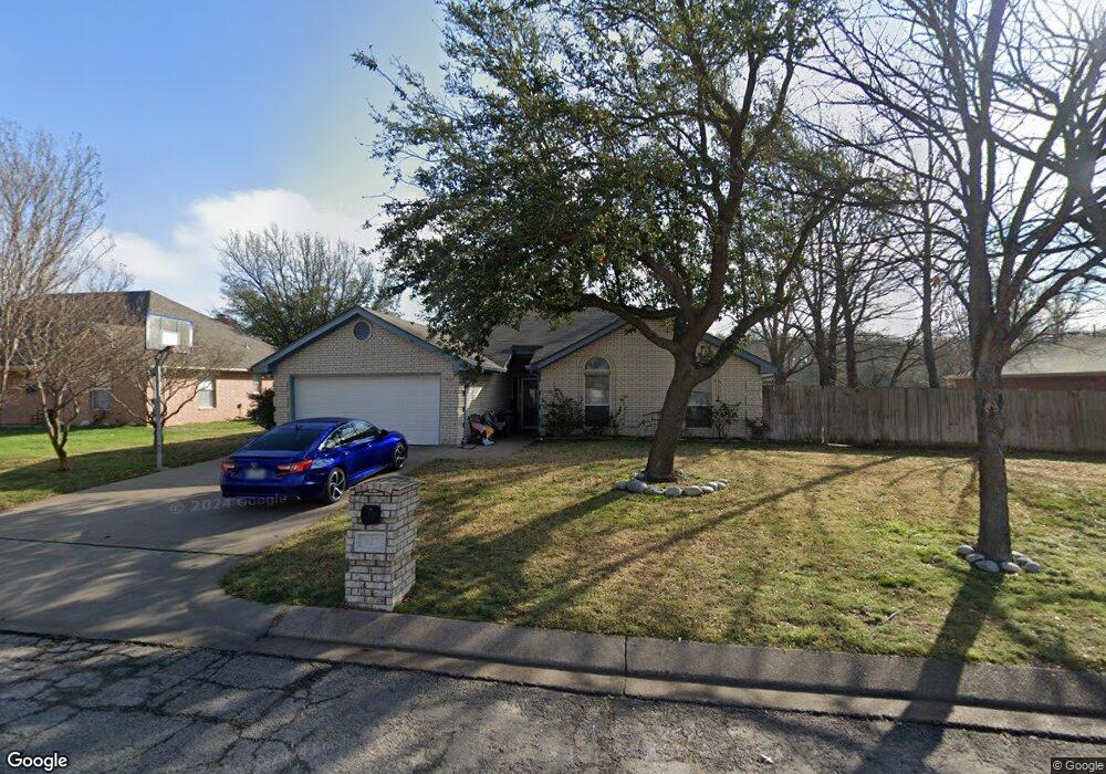 927 Sylvia St, Weatherford, TX 76086 - photo 1