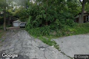 902 S Main St, Algonquin, IL 60102