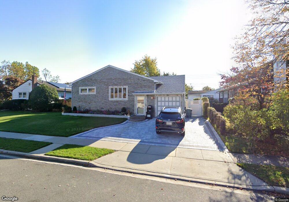 45 Forest Rd, Valley Stream, NY 11581 - photo 1