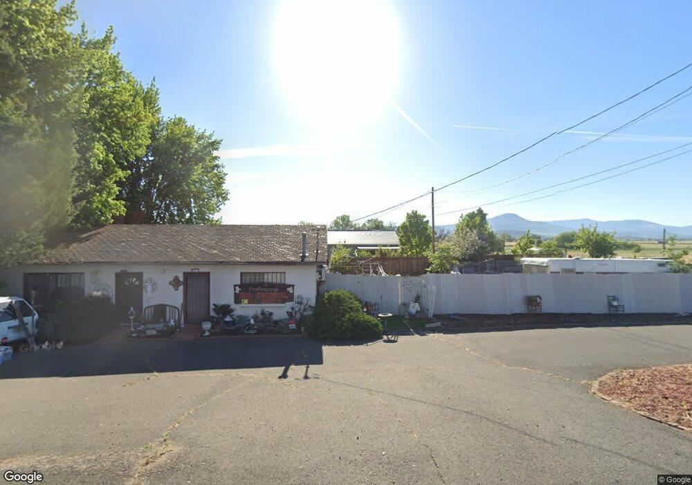 5240 Table Rock Rd, Central Point, OR 97502 - photo 1