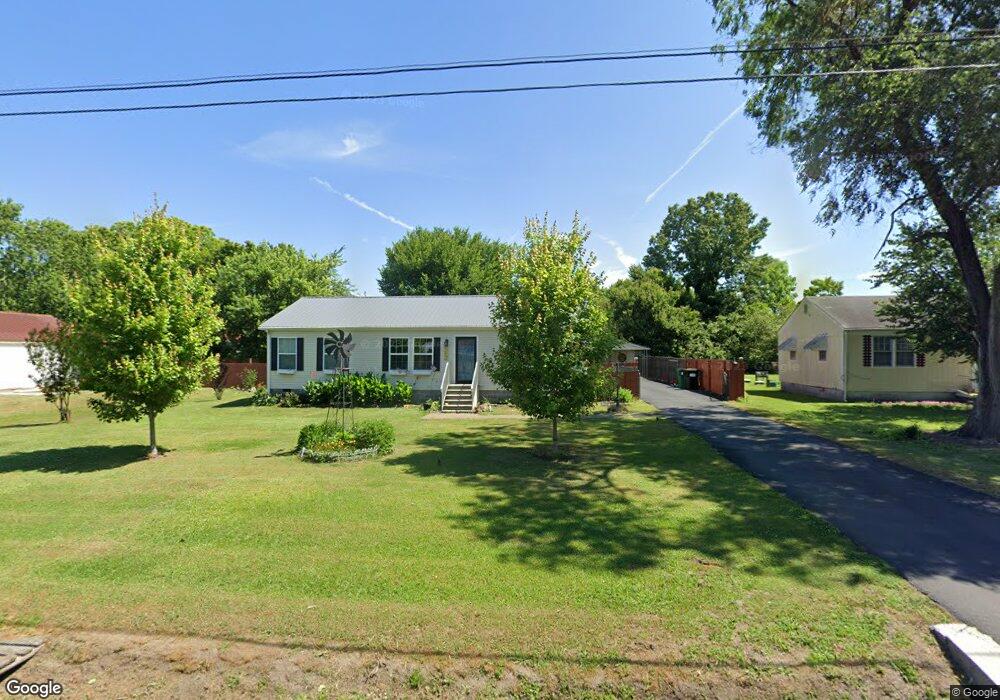 26045 Marshall St, Bloxom, VA 23308 - photo 1