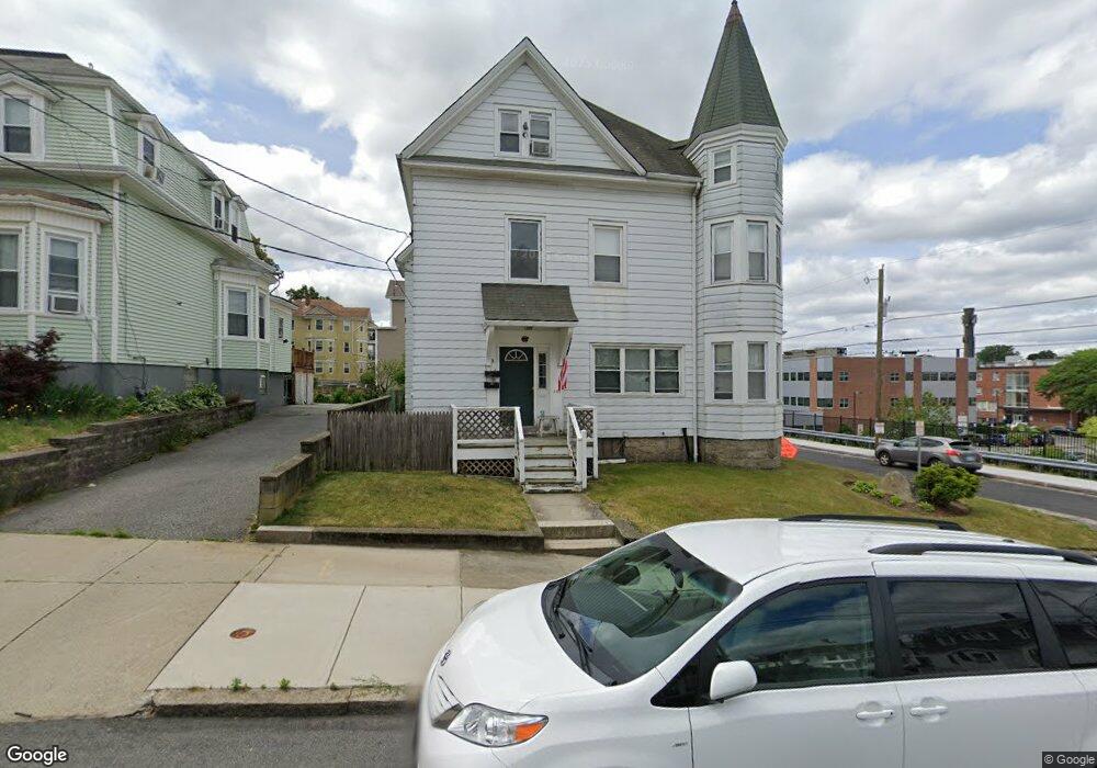 909 Middle St unit 4, Fall River, MA 02721 - photo 1