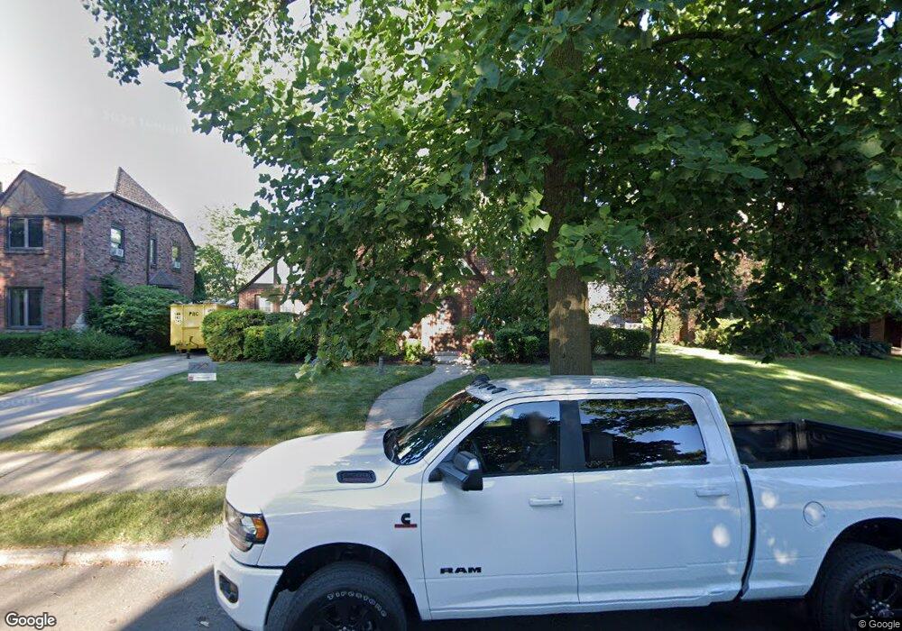 1147 Grayton St, Grosse Pointe Park, MI 48230 - photo 1