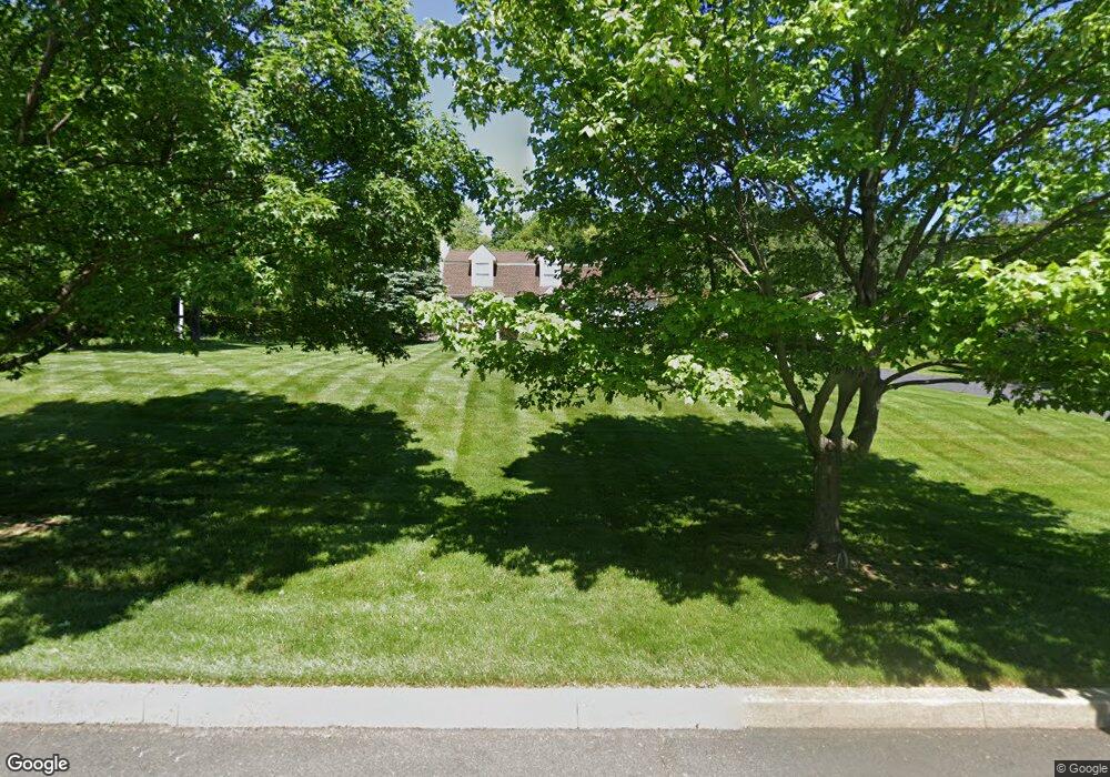 4510 Overlook Cir, Doylestown, PA 18902 - photo 1