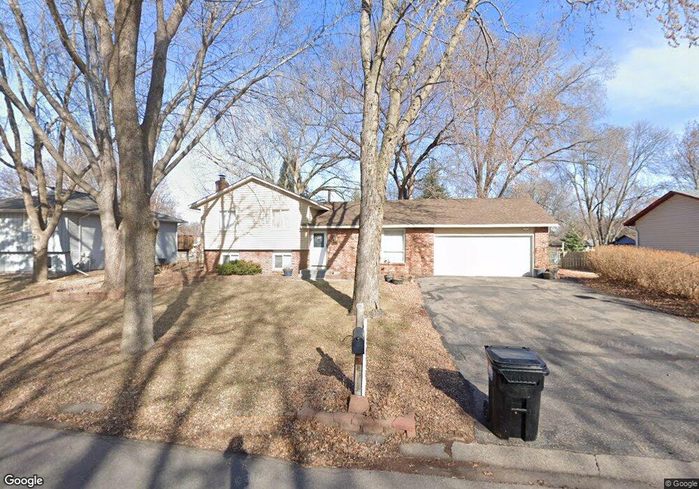 10204 Valley Forge Ln N, Maple Grove, MN 55369 - photo 1