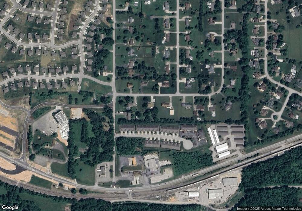 6402 Meadow Oak Dr, Georgetown, IN 47122 - photo 1