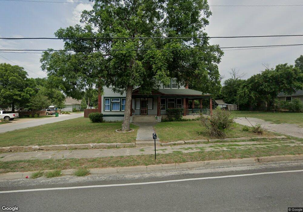 404 N Trinity St, Decatur, TX 76234 - photo 1