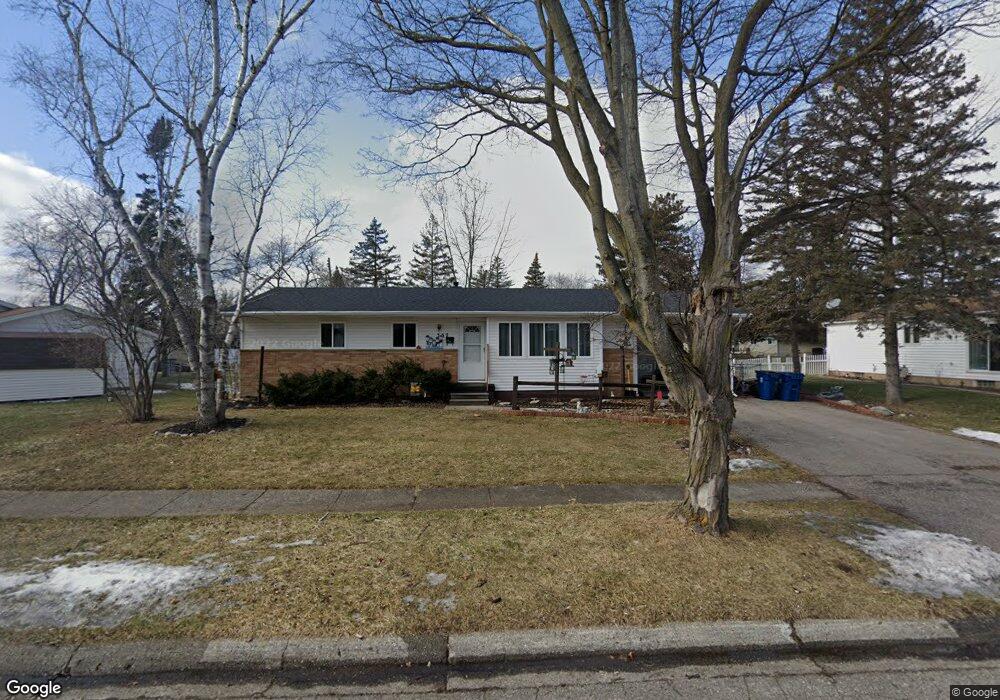 737 W Chelsea Cir, Davison, MI 48423 - photo 1