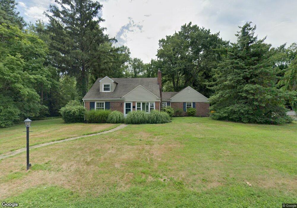 305 Palmers Ln, Wallingford, PA 19086 - photo 1