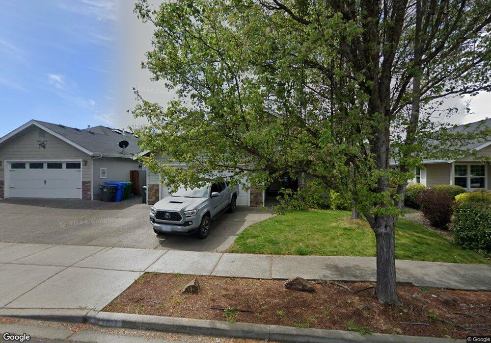 1264 Angler Ln, Grants Pass, OR 97527 - photo 1