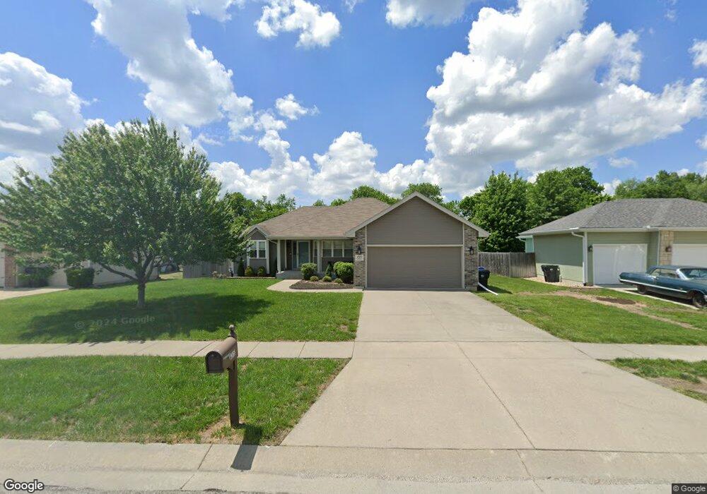 4515 SW Alexander Ct, Topeka, KS 66610 - photo 1