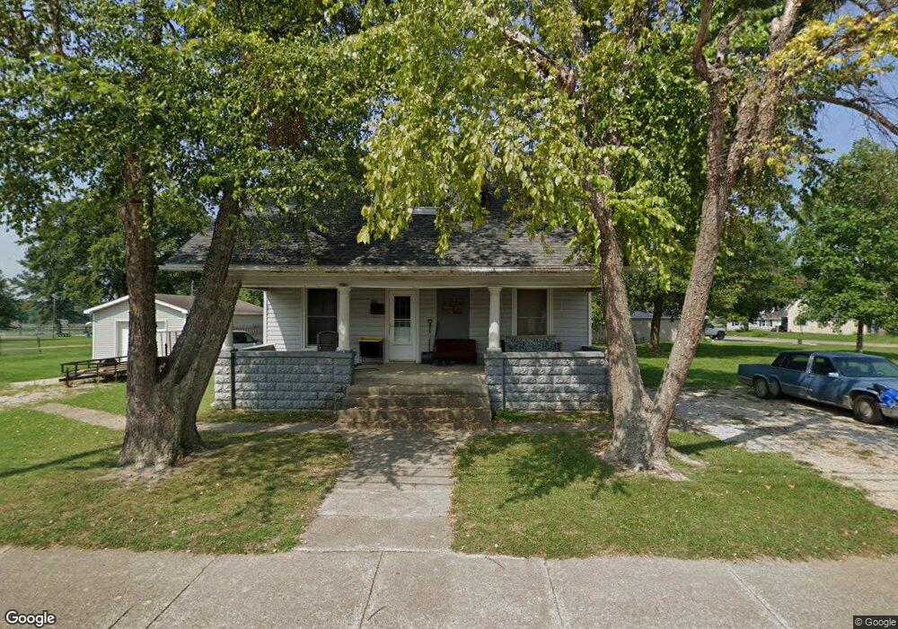 906 S Main St, Bicknell, IN 47512 - photo 1