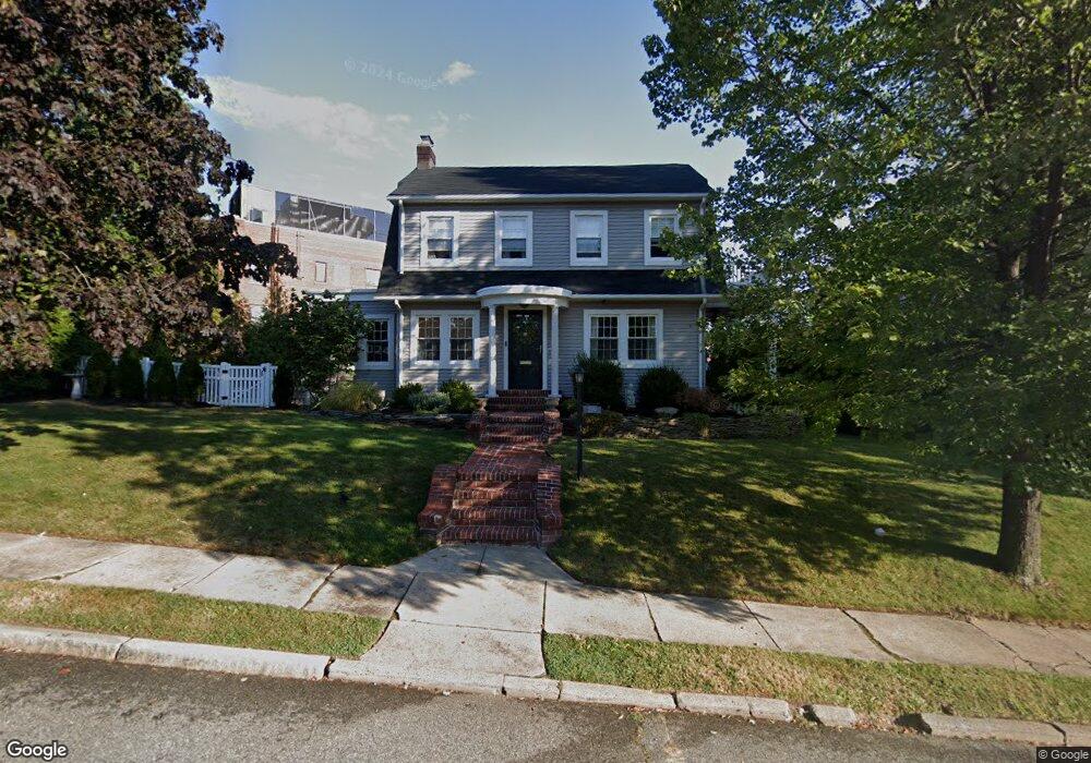 219 Berkshire Rd, Hasbrouck Heights, NJ 07604 - photo 1