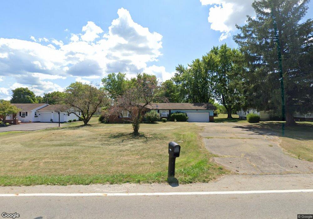 8635 Tarlton Rd, Circleville, OH 43113 - photo 1