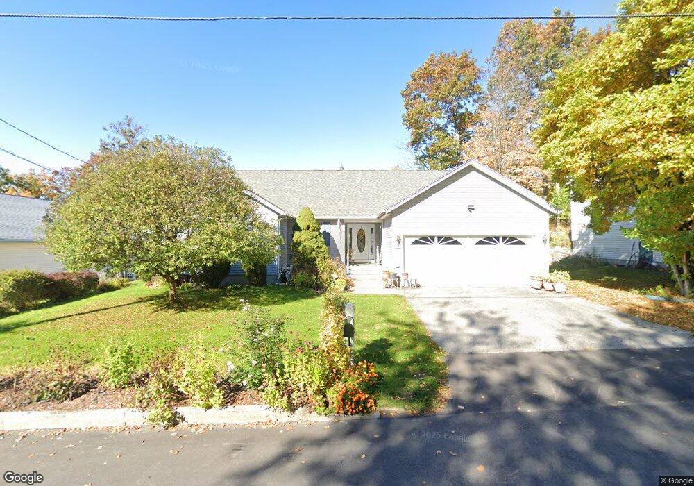 44 Blevens Dr, Manchester, NH 03104 - photo 1