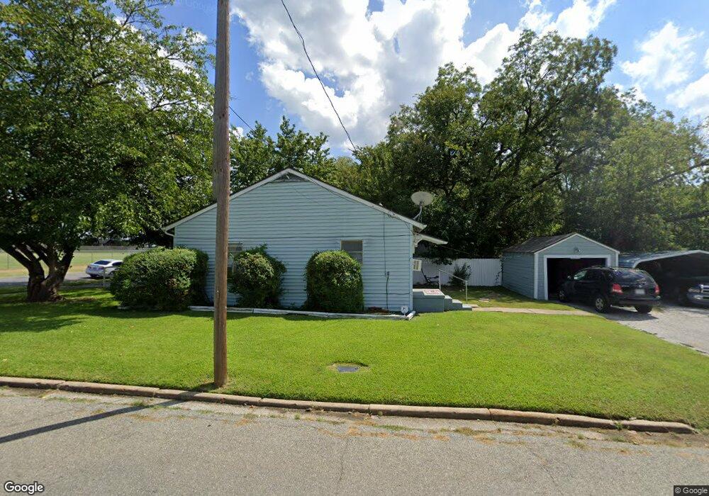 820 N Willow St, Sherman, TX 75090 - photo 1