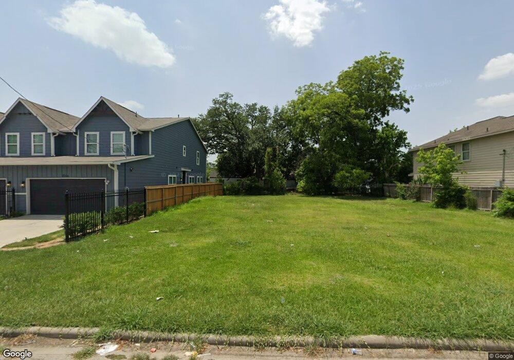 7132 Eastwood St, Houston, TX 77021 - photo 1