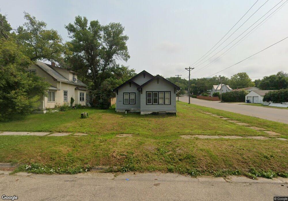 802 2nd Ave NE, Jamestown, ND 58401 - photo 1