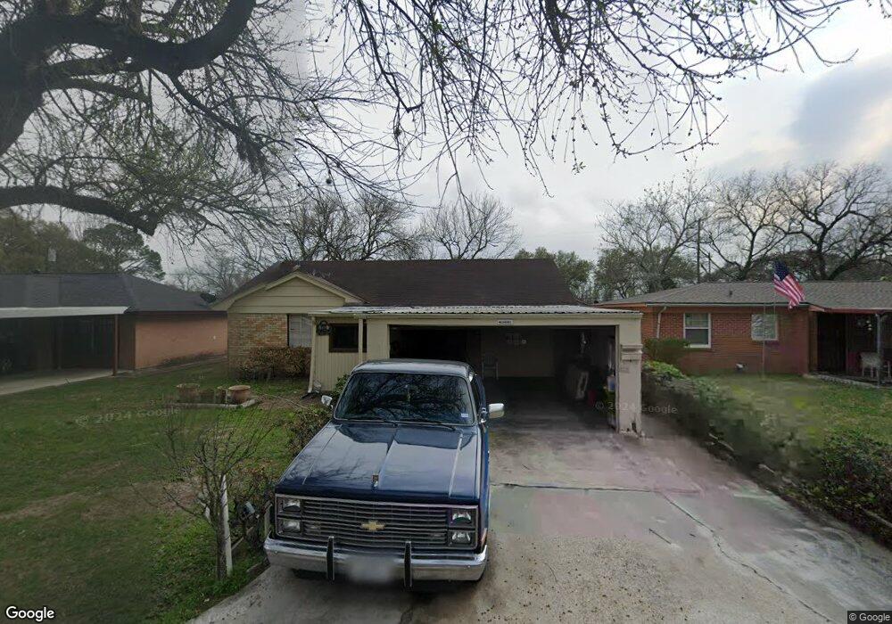 237 Red Ripple Rd, Houston, TX 77076 - photo 1
