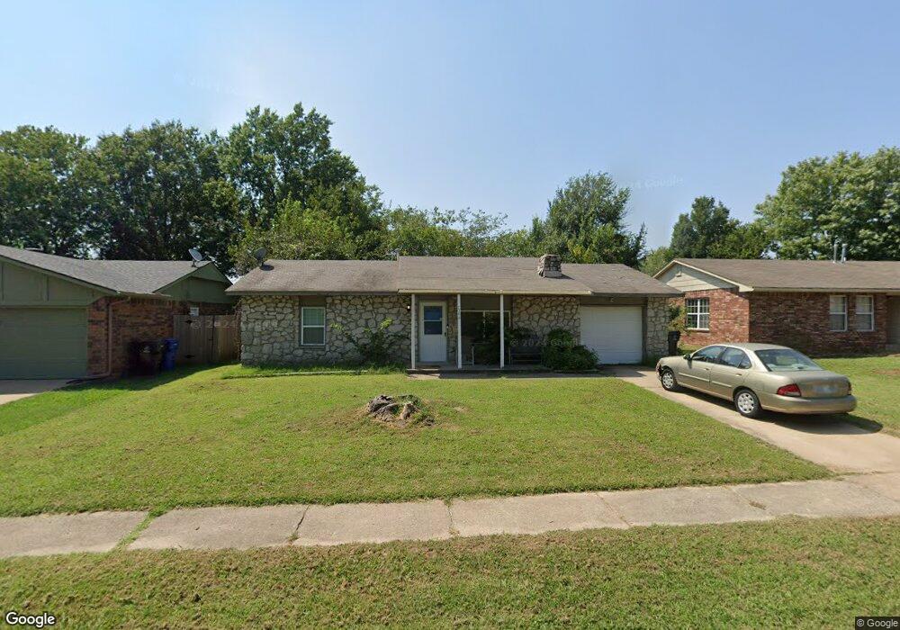 1766 S Poplar Ave, Broken Arrow, OK 74012 - photo 1