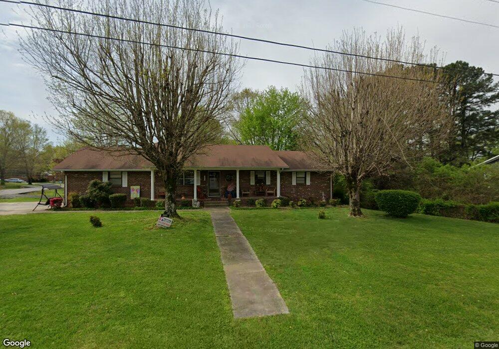 209 Hendrixson Dr, Manchester, TN 37355 - photo 1