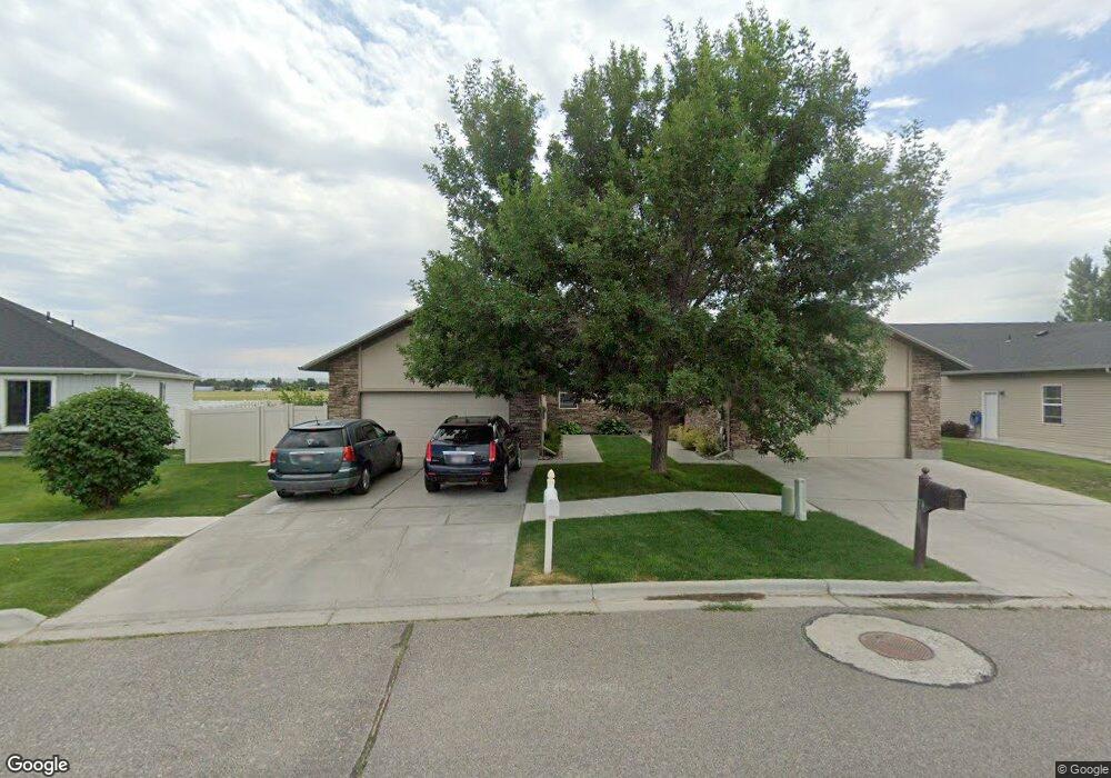 908 S von Elm Dr, Blackfoot, ID 83221 - photo 1