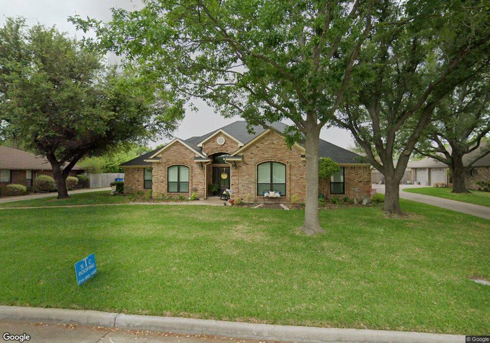 2501 Saint Andrews Dr, Ennis, TX 75119 - photo 1