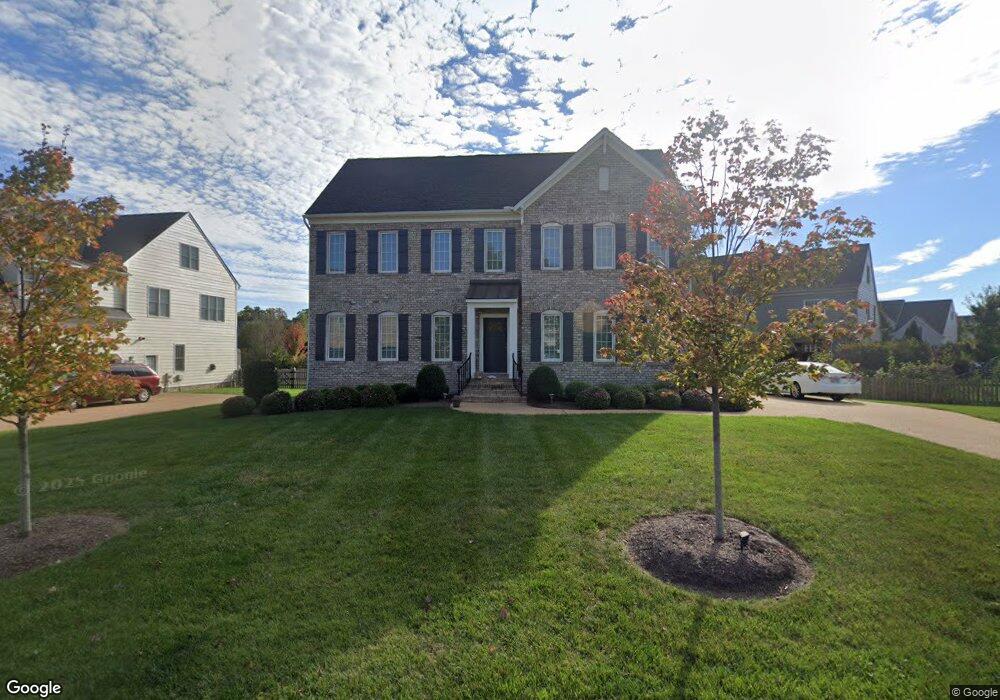 12613 Wyndham Dr W, Glen Allen, VA 23059 - photo 1