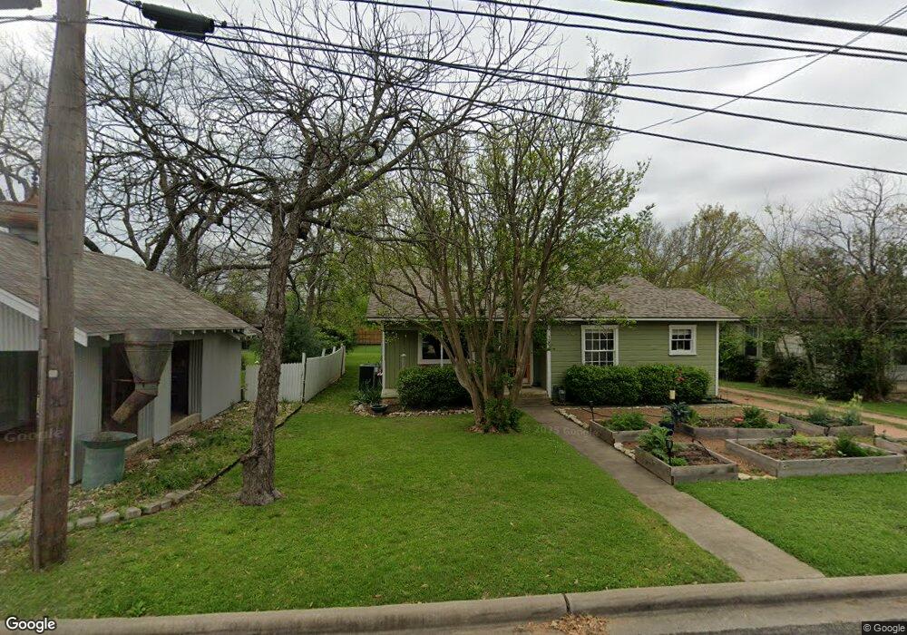 1004 E 15th St, Georgetown, TX 78626 - photo 1