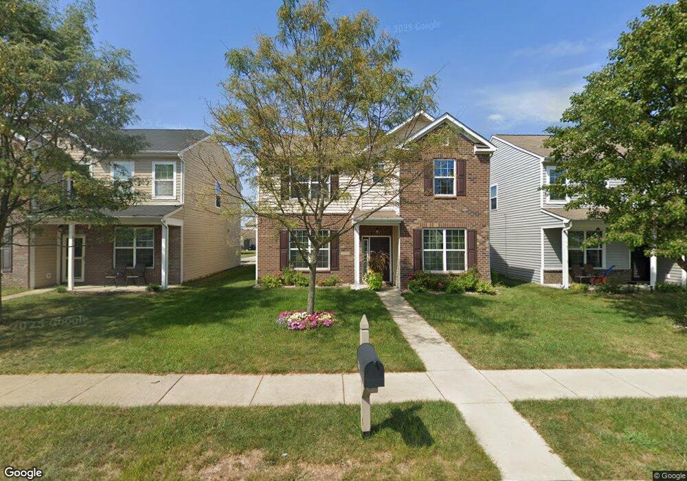 2184 Shadow Creek Blvd, Columbus, IN 47201 - photo 1