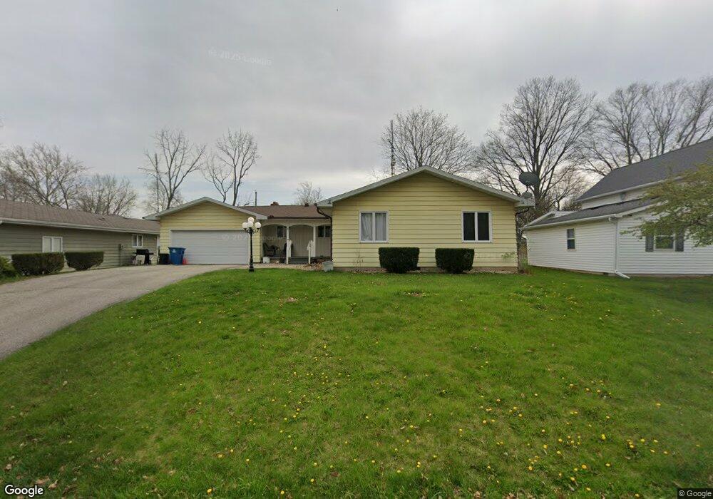32 W Elm St, Wabash, IN 46992 - photo 1