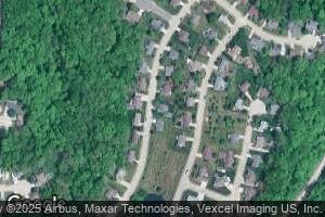 214 N Cedar Bluff Dr, Valmeyer, IL 62295