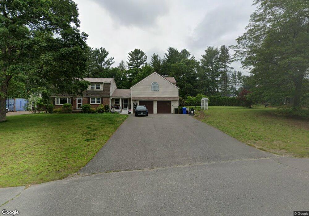 10 Alan Cir, Londonderry, NH 03053 - photo 1