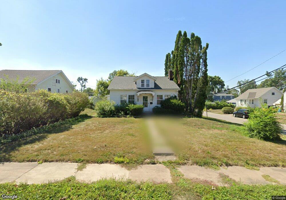 2052 Linn Blvd SE, Cedar Rapids, IA 52403 - photo 1