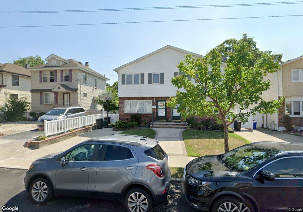 32 Home Place, Staten Island, NY 10302 - photo 1